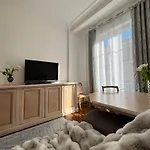 Au Coeur De Апартаменты Ницца